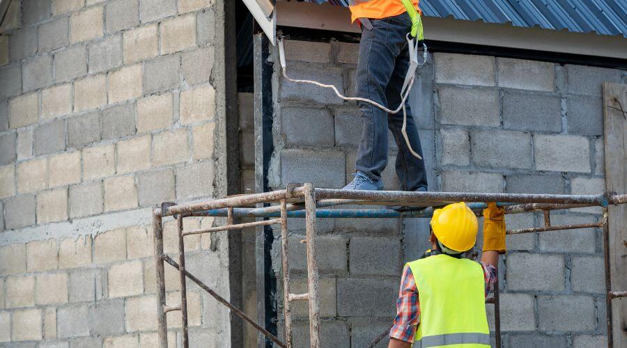 Expert Emergency Roof Repairs services in Columbus, MS